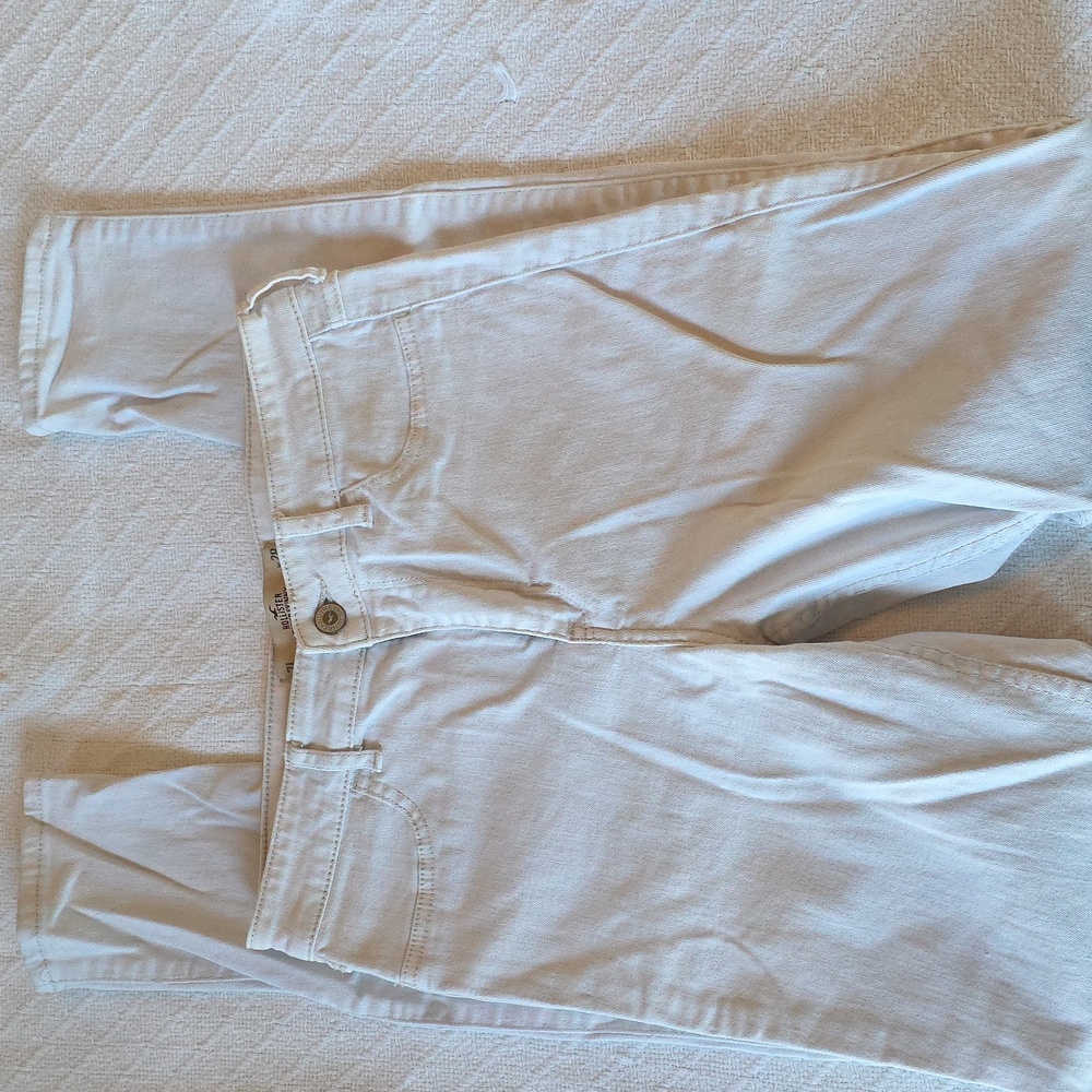 Hollister White Super Skinny Jeans
